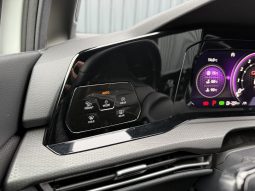 
										Volkswagen Golf VIII Berline GTI Clubsport DSG full									