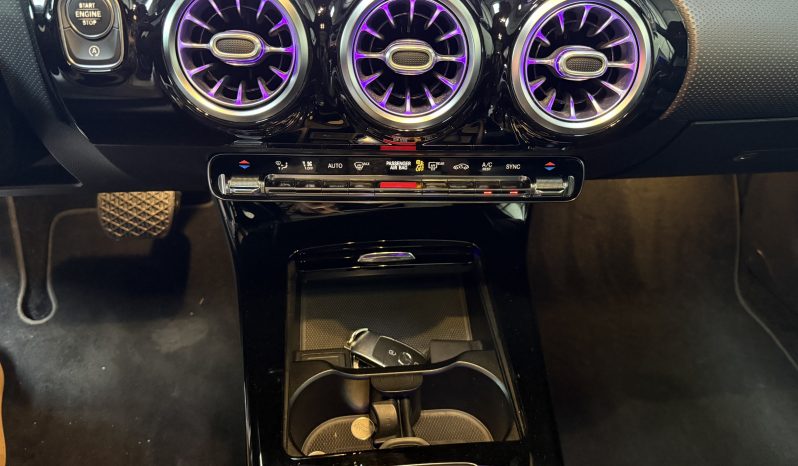 
								Mercedes Classe A 180 d Progressive Line full									