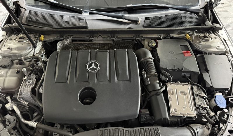 
								Mercedes Classe A 180 d Progressive Line full									