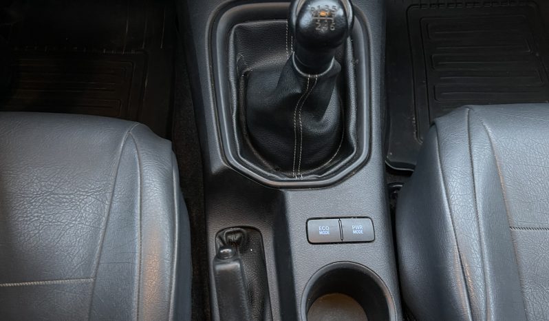 
								Toyota Hilux X-TRA cab. 4×4 full									