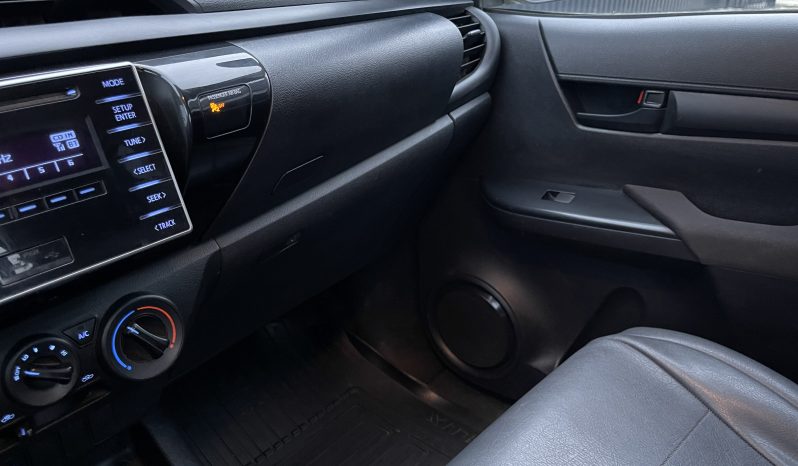 
								Toyota Hilux X-TRA cab. 4×4 full									