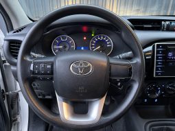 
										Toyota Hilux X-TRA cab. 4×4 full									