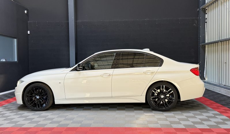 
								BMW 335i Berline ActiveHybrid M Sport full									