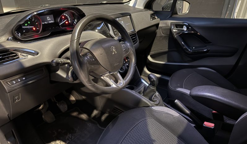 
								Peugeot 208 Business 75 ch BVM full									