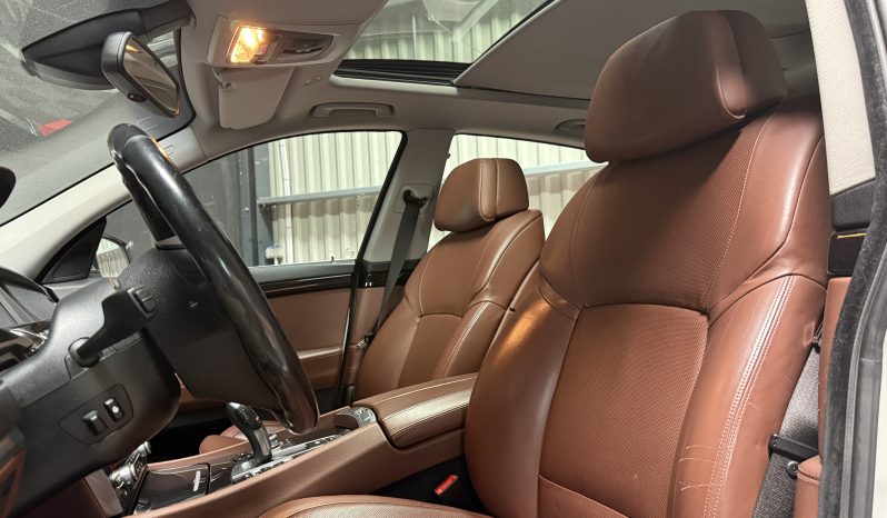 
								BMW 5 Gran Turismo 530d Luxe Steptronic full									
