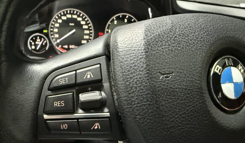 
								BMW 5 Gran Turismo 530d Luxe Steptronic full									