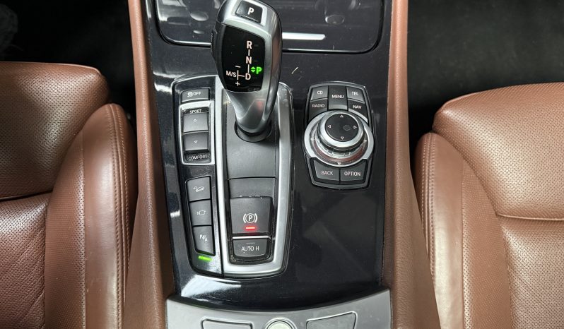 
								BMW 5 Gran Turismo 530d Luxe Steptronic full									