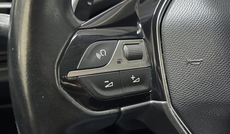 
								Peugeot 3008 II Allure Business full									