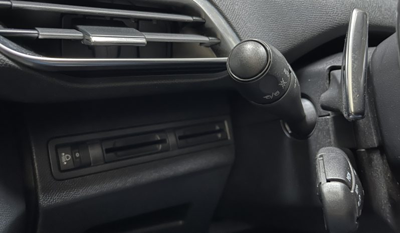 
								Peugeot 3008 II Allure Business full									