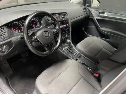 
										Volkswagen Golf VII Berline Connect BlueMotion DSG full									