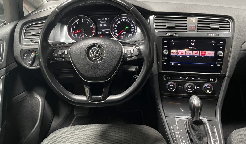 
								Volkswagen Golf VII Berline Connect BlueMotion DSG full									