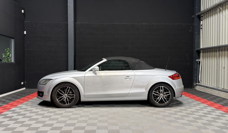 
								Audi TT Roadster 2.0 TFSI S-tronic full									