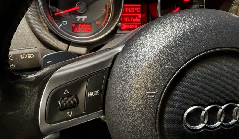 
								Audi TT Roadster 2.0 TFSI S-tronic full									