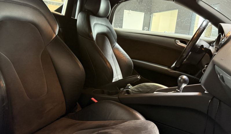 
								Audi TT Roadster 2.0 TFSI S-tronic full									