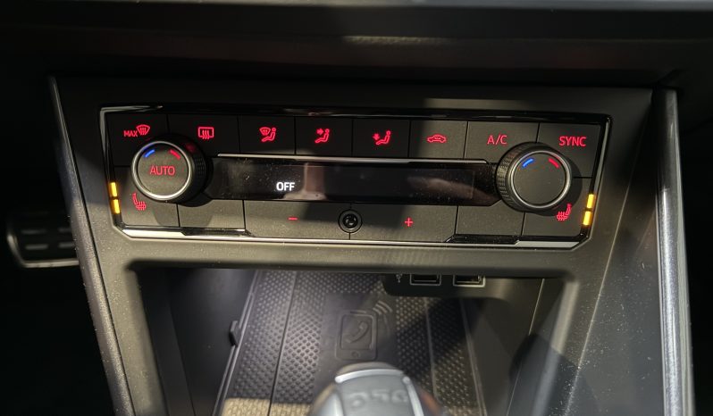 
								Volkswagen Polo VI GTI DSG full									