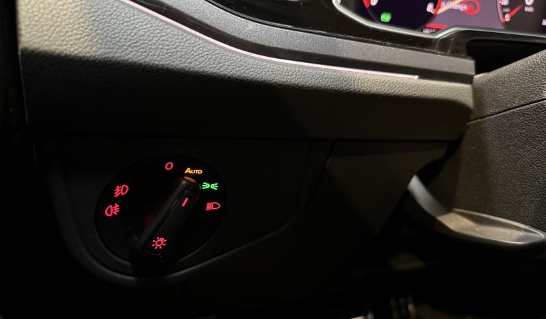 
								Volkswagen Polo VI GTI DSG full									