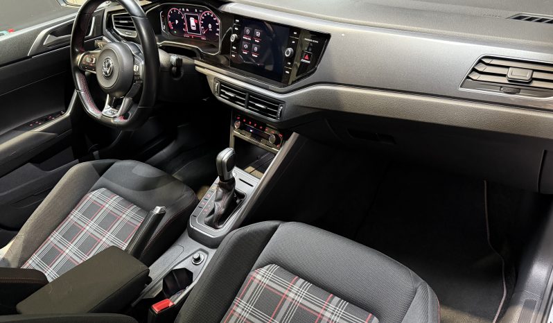 
								Volkswagen Polo VI GTI DSG full									