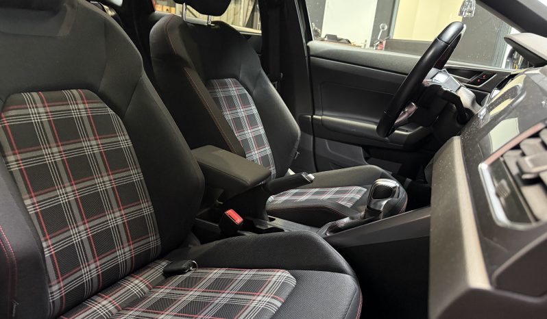 
								Volkswagen Polo VI GTI DSG full									