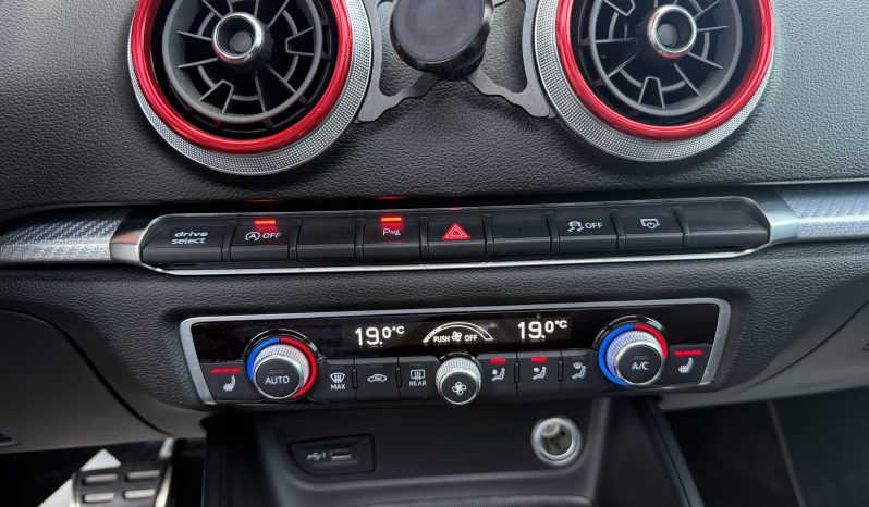 
								Audi RS3 Sportback 2.5 TFSI Quattro S tronic – 400 ch full									