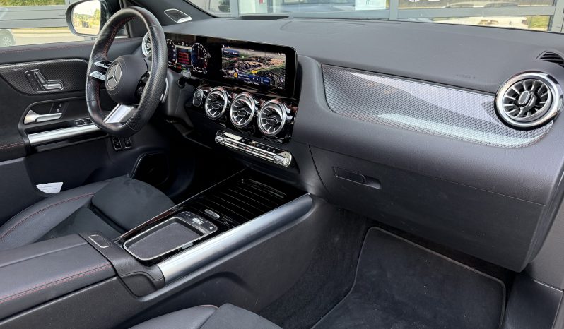 
								Mercedes-Benz GLA 250 e AMG Line full									