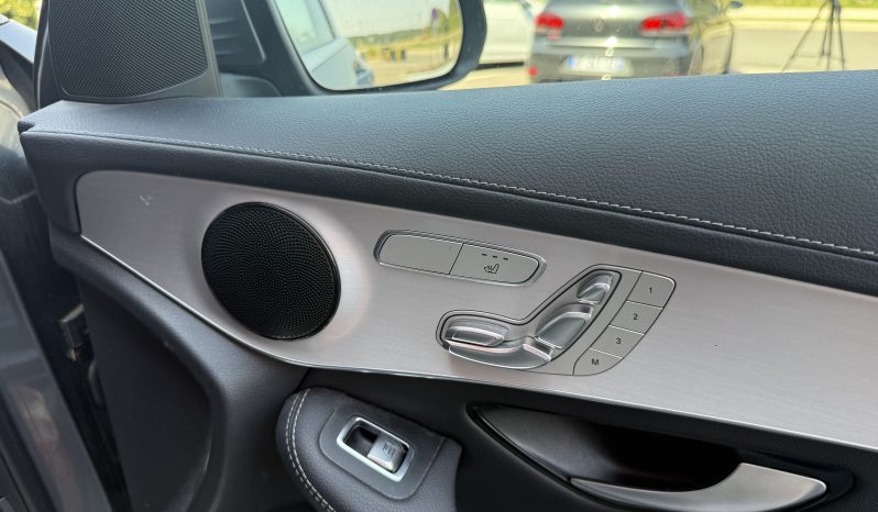 
								Mercedes-Benz GLC 300de Business Line full									