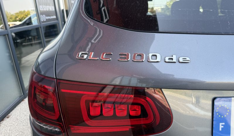 
								Mercedes-Benz GLC 300de Business Line full									