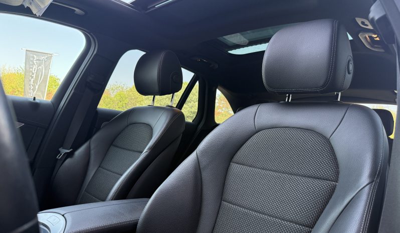 
								Mercedes-Benz GLC 300de Business Line full									